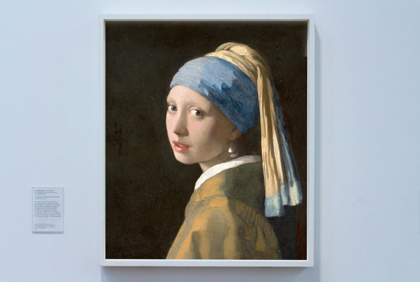 Girl with a Pearl Earring - Reprint of Johannes Vermeer's Masterpiece