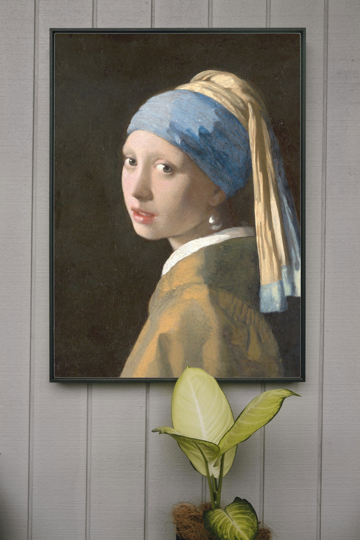 Girl with a Pearl Earring - Reprint of Johannes Vermeer's Masterpiece